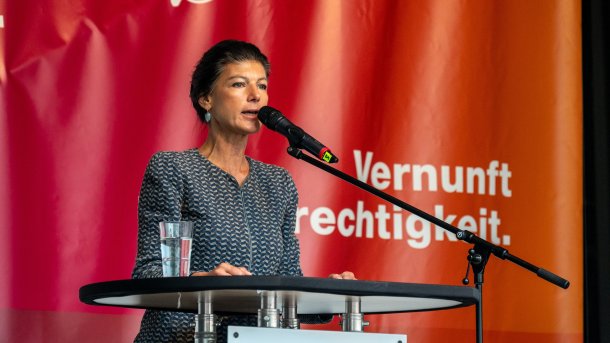 Sahra Wagenknecht bei einer Rede