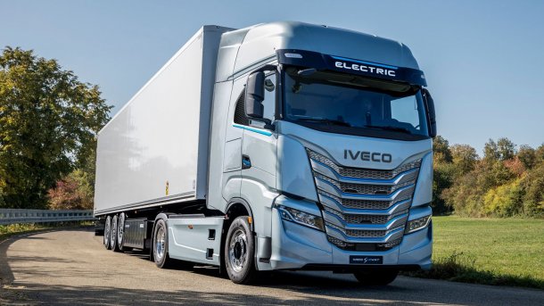 Batterieelektrischer Sattelzug von IVECO