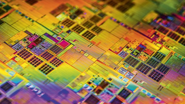 Chip structures on silicon wafers