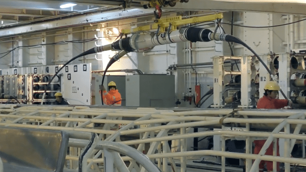 Foto von der Verlegung des Untersee-Datenkabels C-Lion 1 zwischen Finnland und Deutschland