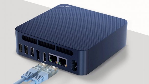 The Beelink EQ14 mini PC with Intel N150 has a built-in power supply unit.