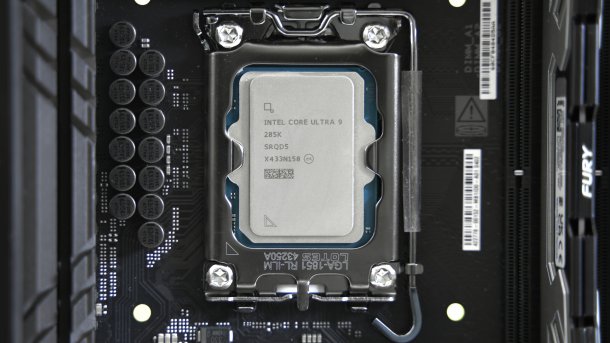 Intel Core Ultra 200S im Mainboard