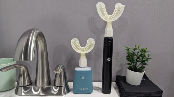 Y-toothbrushes