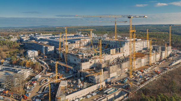 Luftaufnahme von Infineons Bauunterfangen in Dresden