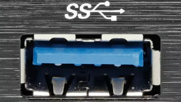 USB-A socket with USB 3.0 SuperSpeed