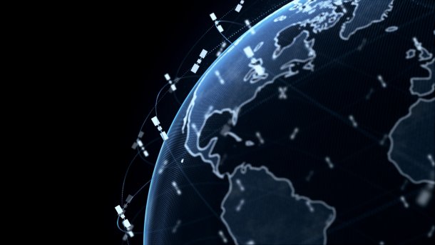 Globus mit Satelliten