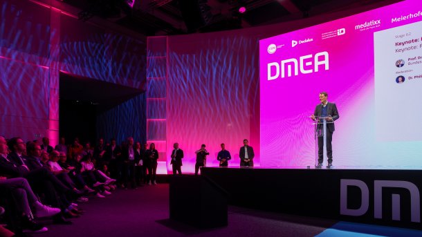 Gesundheitsminister Karl Lauterbach auf der DMEA