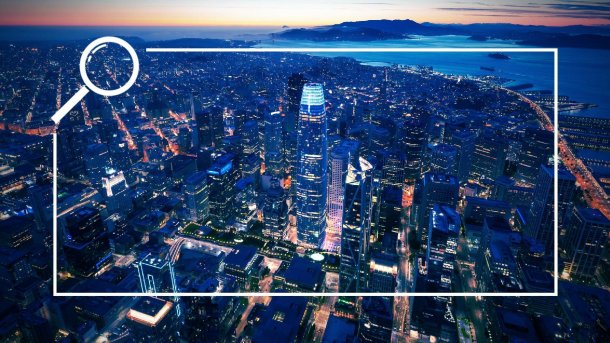 Aerial view of San Francisco with the Salesforce Tower. 