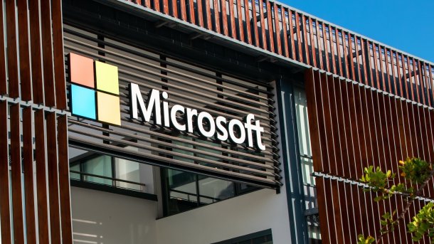 Microsoft logo and text sign of Microsoft office building
