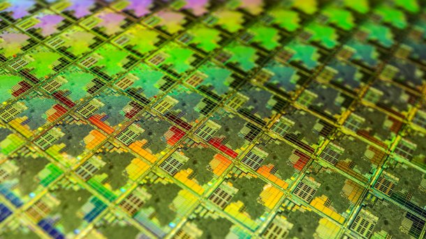 Belichtete Chips auf einem Wafer