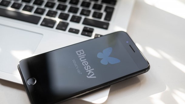 Bluesky auf einem Smartphone