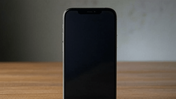 iPhone with black screen (symbolic image):