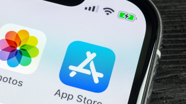 Aussschnitt eines iPhone-Bildschirms mit dem Symbol der App-Store-App.