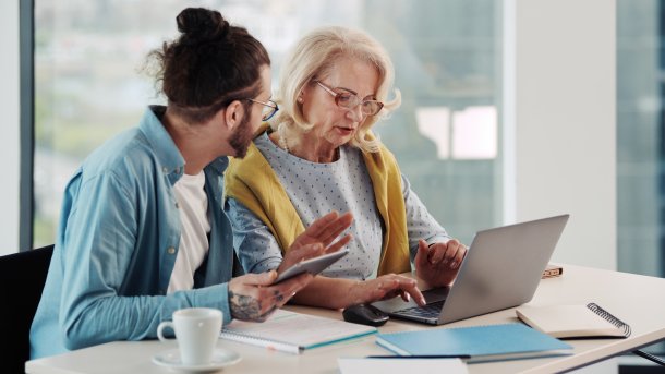 E-learning,Education,Concept.,Person,Use,Laptop,With,Virtual,Screen,Of