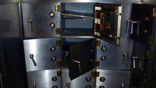 Safe, data protection, vault