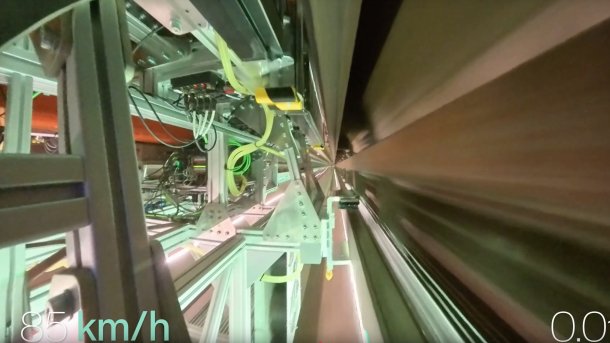 Hyperloop-Kapsel bei 85 km/h.