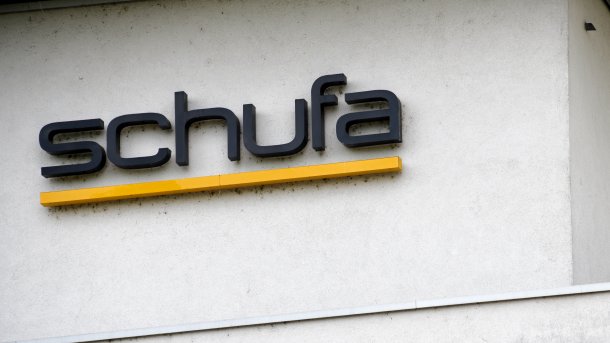 Schufa-Schriftzug auf Gebäude