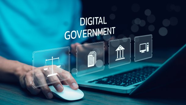 Digital,Government,And,Online,Public,Services,Technology.,Financial,Management,Checking