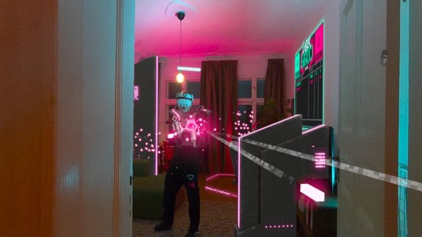 Ein buntes Laser-Schußgefecht im Wohnzimmer.