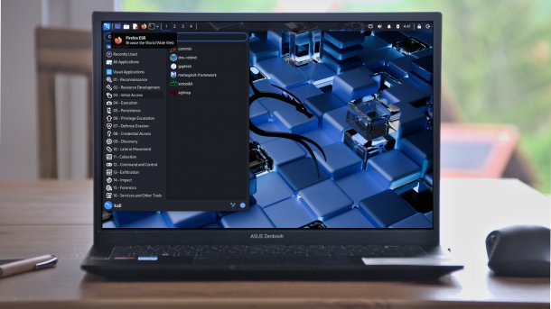 Desktop von Kali Linux 2025.4 auf Notebook