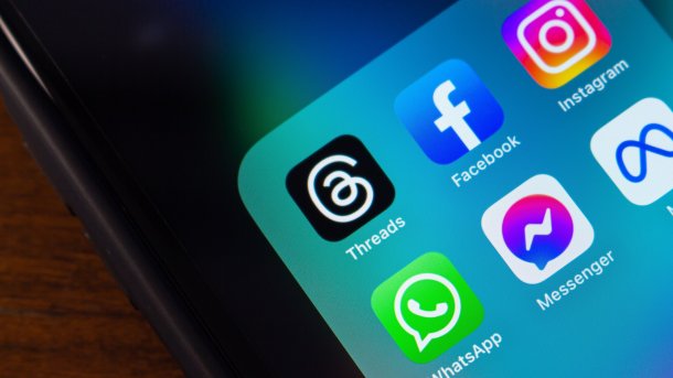 Apps from Threads, Facebook, Instagram, WhatsApp, Messenger, and Meta on a smartphone