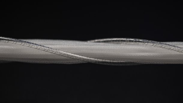 Artificial muscle strand
