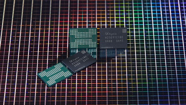 Memory modules on a wafer