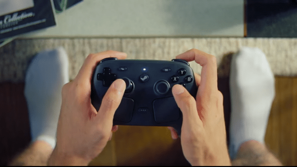 Steam Controller in hand