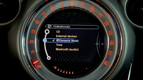 Für die Funktion "Dynamic Music" gibt es derzeit zehn Songs, die sich abhängig von der Fahrweise verändern.