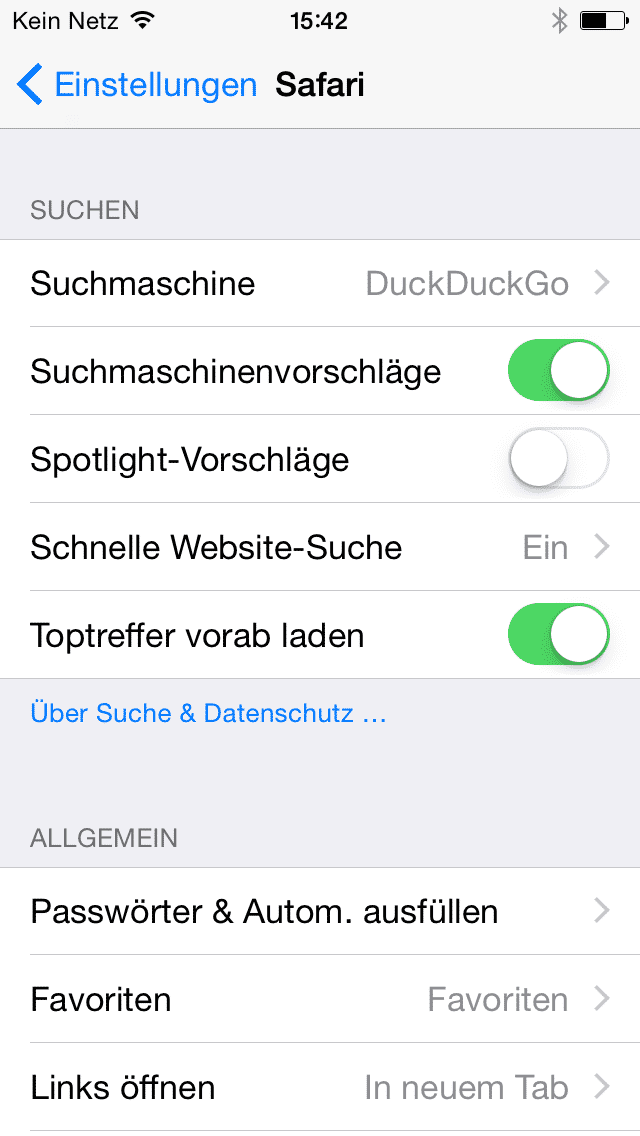 DuckDuckGo lässt sich in den Safari-Einstellung zuschalten, die Spotlight-Vorschläge wiederum abschalten
