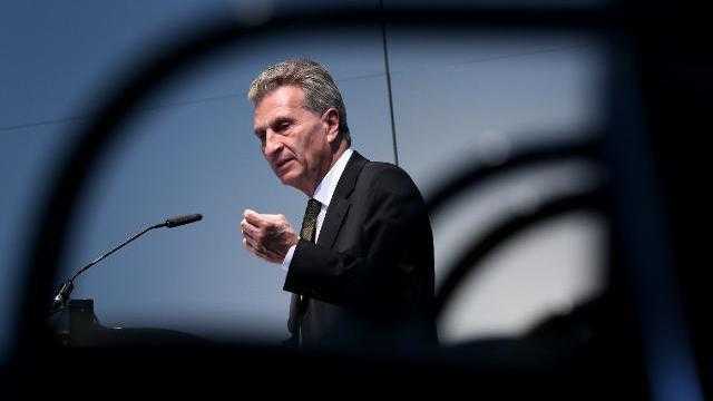 Oettinger plädiert für neuen Anlauf zur Vorratsdatenspeicherung auf EU-Ebene