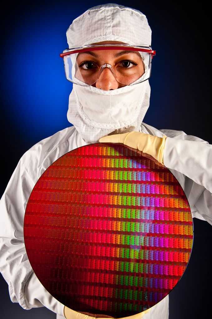 Intel 22 nm Wafer