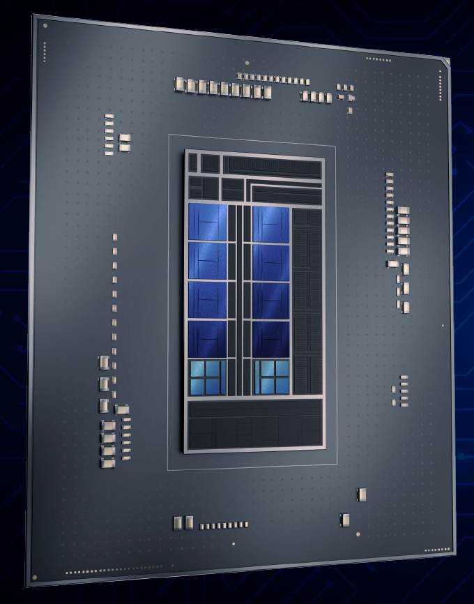 Auch Intel kombiniert beim Core i-12000 starke P-Kerne mit effizienteren E-Kernen, hier dunkel- und hellblau markiert. Intels E-Kerne sind aber stärker als die des M1., Intel