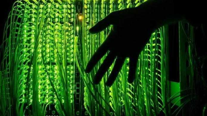 IT-Sicherheit: Bundestag erlaubt Deep Packet Inspection und Netzsperren