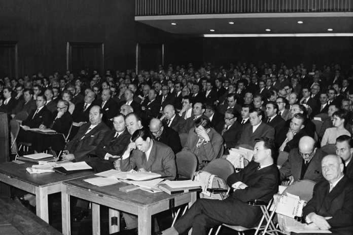 BMW-Pressekonferenz am 9. Dezember 1959 