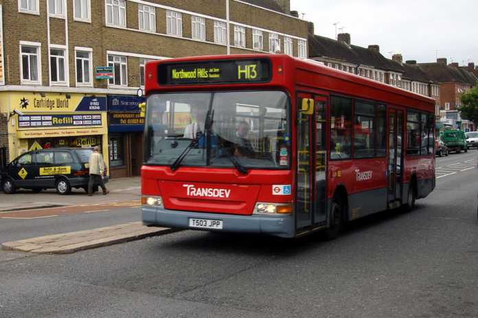 Baumot rüstet Londons Omnibusse mit SCR-Kats nach