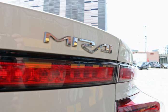 Brennstoffzellenauto Toyota Mirai