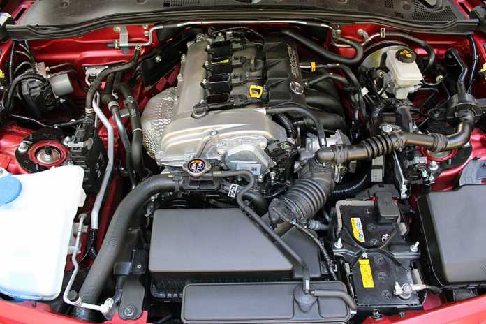 Motor eines Mazda MX-5