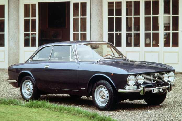 Alfa Romeo Giulia 2000 GT Veloce 1971 - 1976