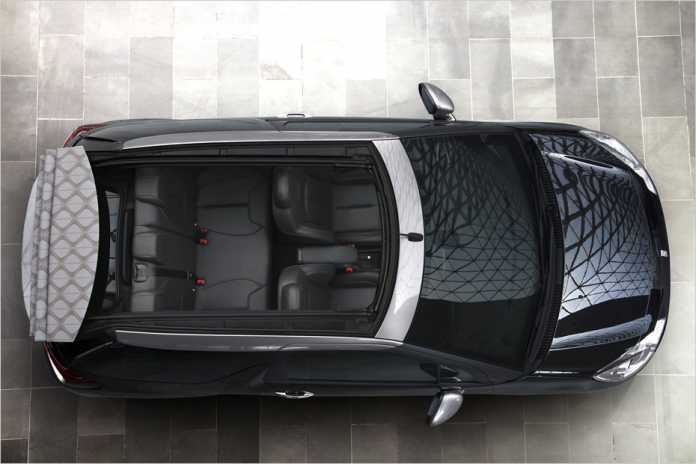 Das DS3 Cabrio soll Platz für fünf Personen bieten.