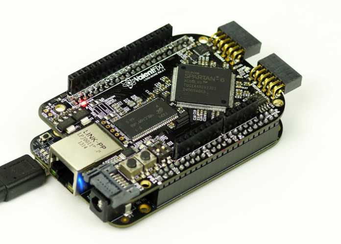 Das LOGi-Bone erweitert ein BeagleBone um einen Xilinx Spartan-6-FPGA.