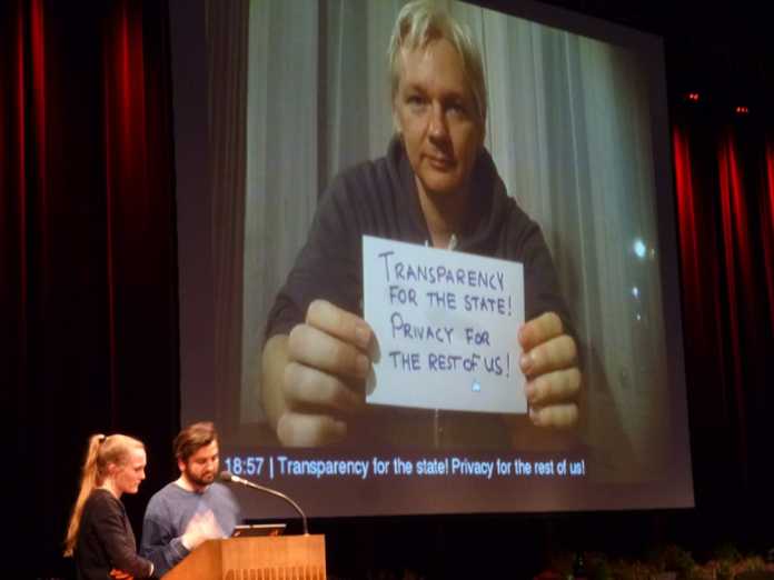 Julian Assange übte sich in &quot;Postkartenkunst&quot;
