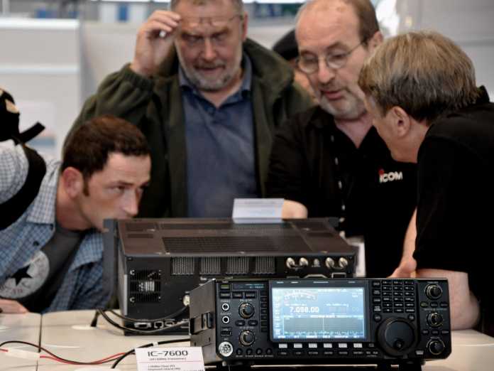 Dreh- und Angelpunkt der HAM Radio sind Funk-Geräte in allen Facetten.