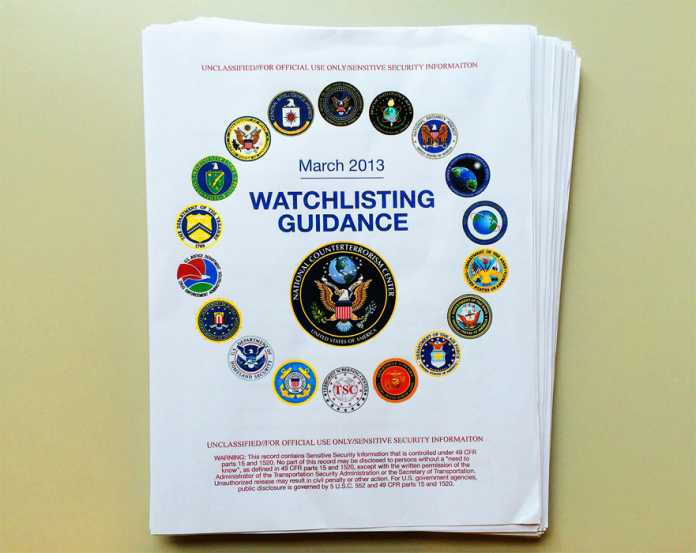 Die Titelseite zeigt, wie viele US-Behörden an dem Datenbanksystem beteiligt sind.