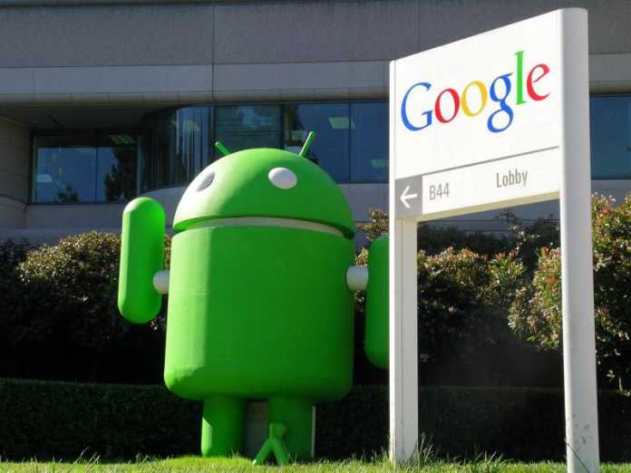 Android-Maskottchen vor Google-Zentrale