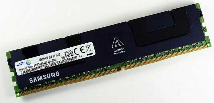 Samsung DDR4-RDIMM 64 GByte M393A8G40D40-CRB
