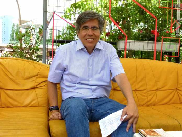 Raúl Rojas, Professor für Informatik und Künstliche Intelligenz