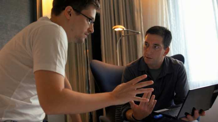 Edward Snowden und Glenn Greenwald in Hongkong