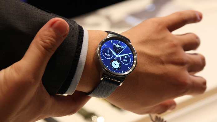 MWC: Metall-Smartwatch und Langlauf-Fitnesstracker von Huawei