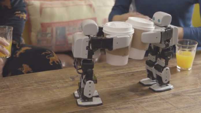 Plen2: Open-Source-Roboter aus dem 3D-Drucker